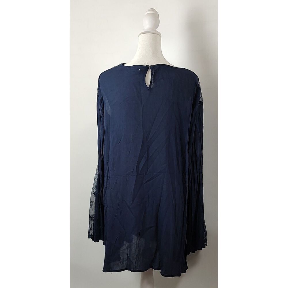 Southern Stitch Navy Blue Lace Bell Sleeve Tunic Top XL Boho V-Neck Cutout - Picture 2 of 8